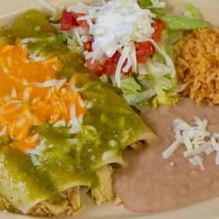 ENCHILADAS DE POLLO SUIZAS  (Swiss chicken enchiladas)