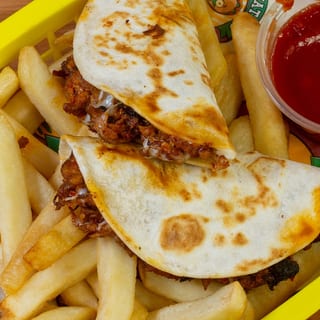 KIDS QUESADILLA W/FRIES
